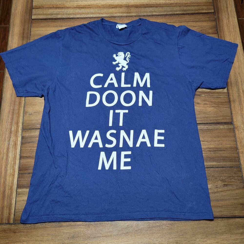 Scottish Accent Dark Blue Unisex Tee "Calm Doon It Wasnae Me" - Size Large